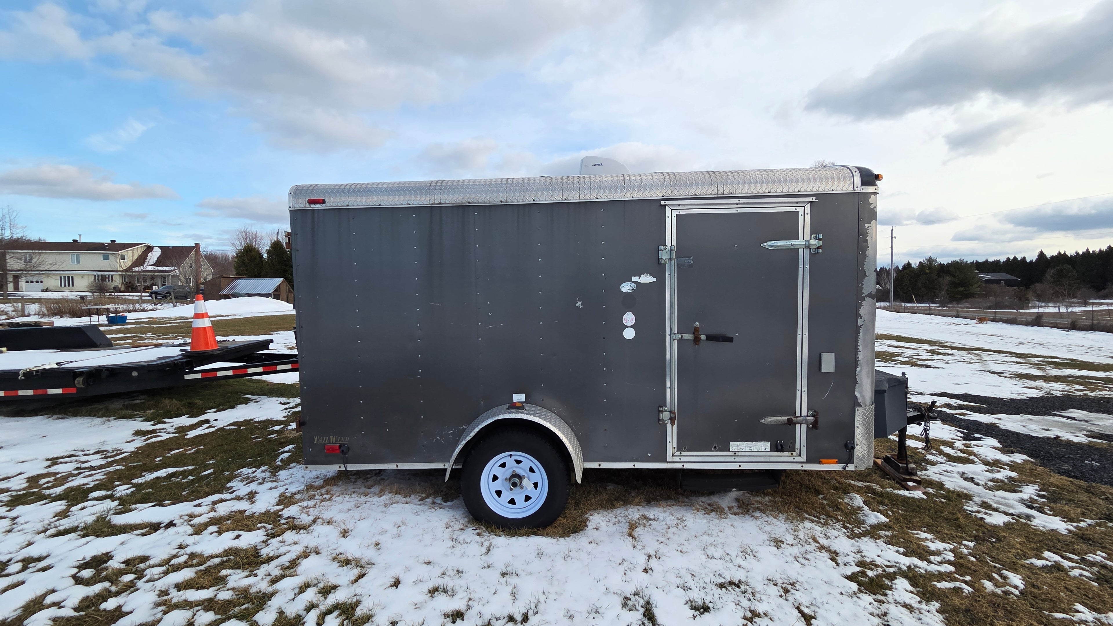 Enclosed Cargo/Utility Trailer for Rent 6'x12'